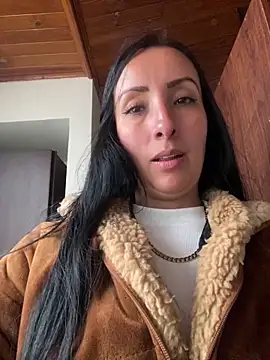 Snapshot of yaralyminjo2 chatting on 12-30-24, 09:08 yaralyminjo2 online show from 12-30-24, 09:08