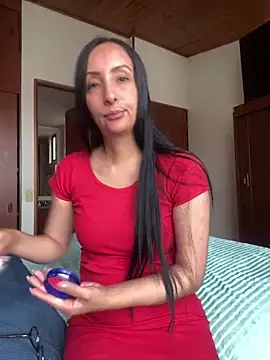 Snapshot of yaralyminjo2 chatting on 01-08-25, 08:39 yaralyminjo2 online show from 01-08-25, 08:39