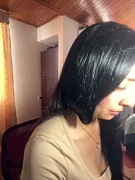 Snapshot of yaralyminjo2 chatting on 02-06-25, 09:06 yaralyminjo2 online show from 02-06-25, 09:06