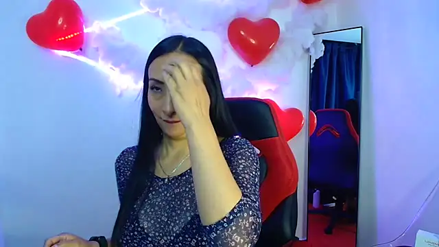 Snapshot of yaralyminjo2 chatting on 02-13-25, 01:26 yaralyminjo2 online show from 02-13-25, 01:26