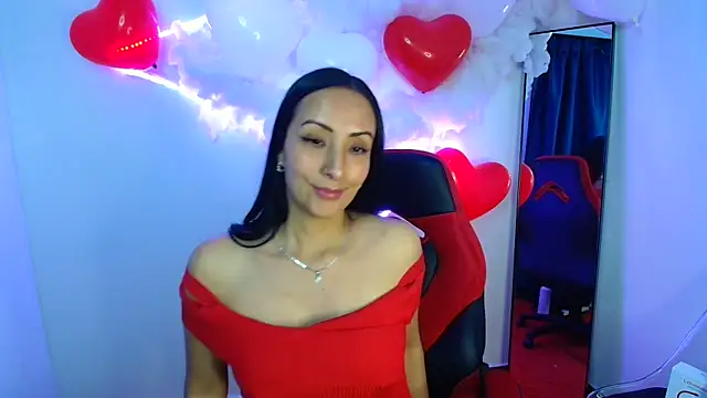 Snapshot of yaralyminjo2 chatting on 02-14-25, 04:20 yaralyminjo2 online show from 02-14-25, 04:20