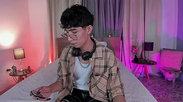 novaybrian online show from 12-13-24, 04:54