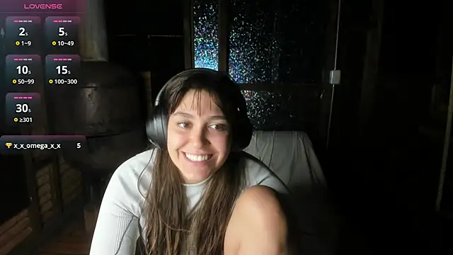 Snapshot of soysara15 chatting on 03-14-25, 01:16 soysara15 online show from 03-14-25, 01:16