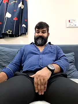 Snapshot of Fun_Guuy chatting on 07-07-26, 02:58 Fun Guuy online show from 07-07-26, 02:58