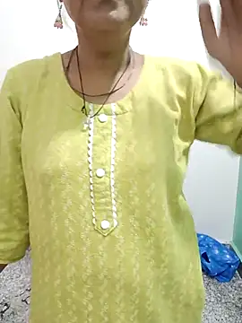 Snapshot of Saroj-Shah chatting on 02-25-25, 03:31 Saroj-Shah online show from 02-25-25, 03:31