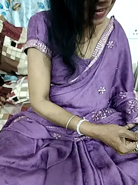 Snapshot of Saroj-Shah chatting on 02-25-25, 06:36 Saroj-Shah online show from 02-25-25, 06:36