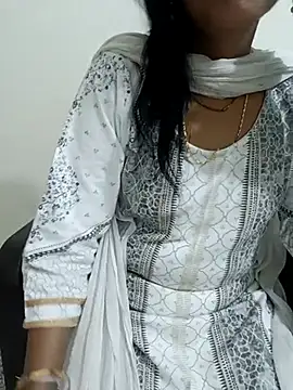 Snapshot of Saroj-Shah chatting on 03-10-25, 04:07 Saroj-Shah online show from 03-10-25, 04:07