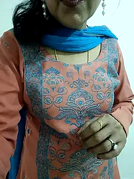 Snapshot of Saroj-Shah chatting on 03-11-25, 03:16 Saroj-Shah online show from 03-11-25, 03:16