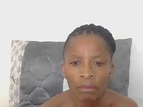 Snapshot of Sugarpoppy24 chatting on 03-08-25, 12:52 Sugarpoppy24 online show from 03-08-25, 12:52