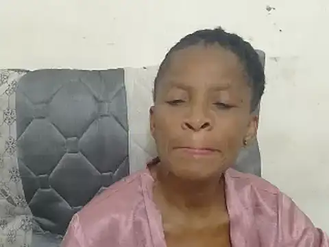 Snapshot of Sugarpoppy24 chatting on 03-19-25, 06:57 Sugarpoppy24 online show from 03-19-25, 06:57