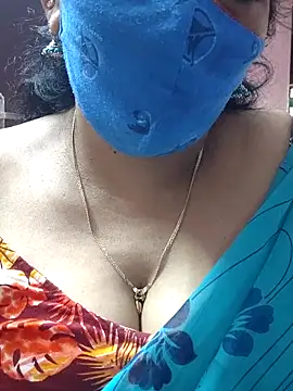 mallu-sumi online show from 03-07-25, 05:51