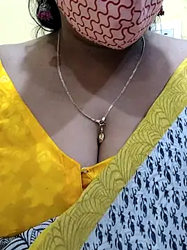 mallu-sumi online show from 03-09-25, 02:21