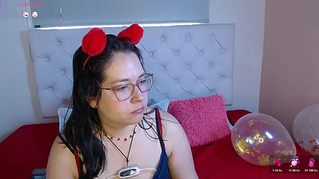 May Carlier online show from 02-15-26, 05:31