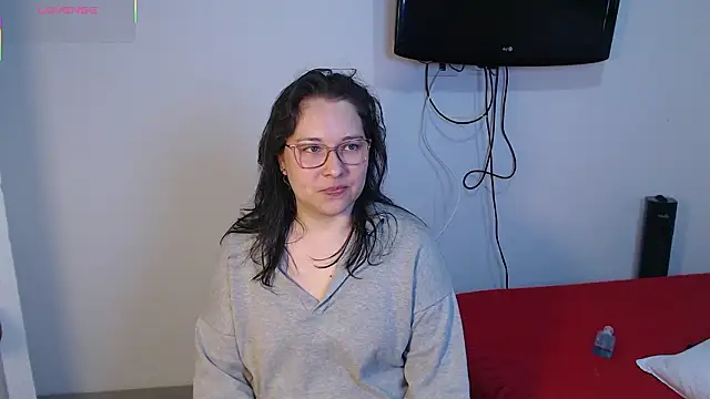 May Carlier online show from 03-01-26, 03:19