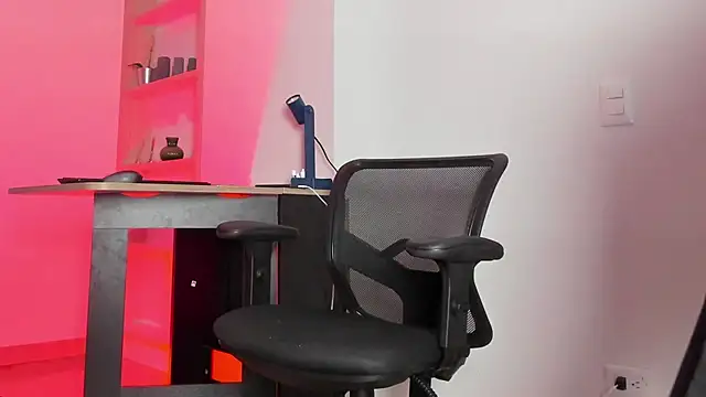 Snapshot of pablo-rincon95 chatting on 02-20-25, 11:20 pablo-rincon95 online show from 02-20-25, 11:20