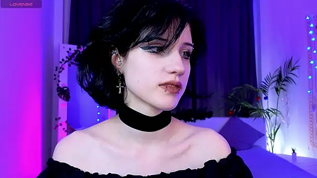 dark vamp  online show from 12-25-24, 09:00