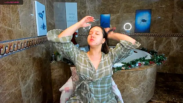 Mira Karter online show from 01-12-25, 01:42