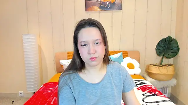 Mira Karter online show from 04-12-26, 02:38
