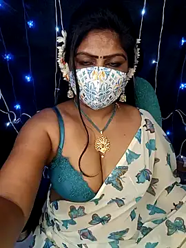 Snapshot of honey-sexy chatting on 12-11-24, 01:39 honey-sexy online show from 12-11-24, 01:39