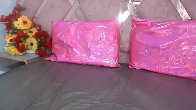 Lucy White   online show from 01-16-25, 08:57