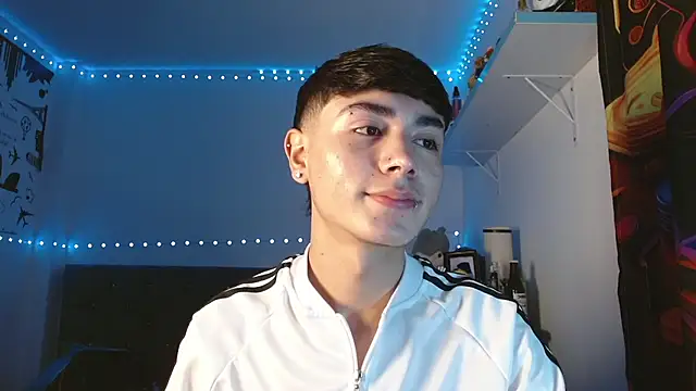 Snapshot of Im_juanda chatting on 12-10-24, 07:11 Im juanda online show from 12-10-24, 07:11