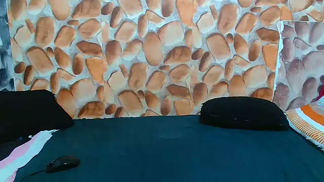 Snapshot of AfricanBigAssxx98 chatting on 11-08-25, 07:12 AfricanBigAssxx98 online show from 11-08-25, 07:12