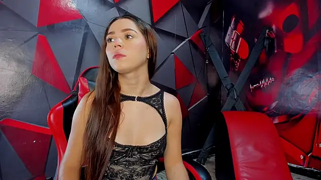 Hana and Zeta online show from 11-13-25, 12:15