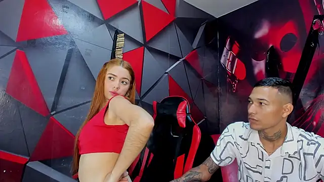 Hana and Zeta online show from 11-22-25, 12:15