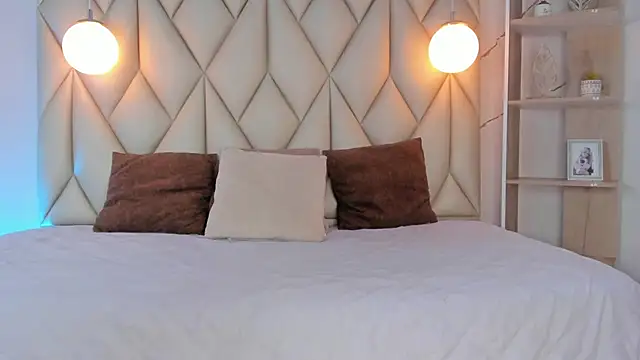 angelswets online show from 11-26-25, 01:34