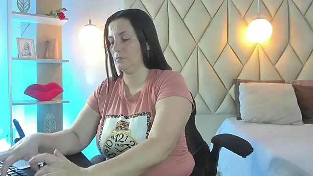 angelswets online show from 05-18-26, 01:50