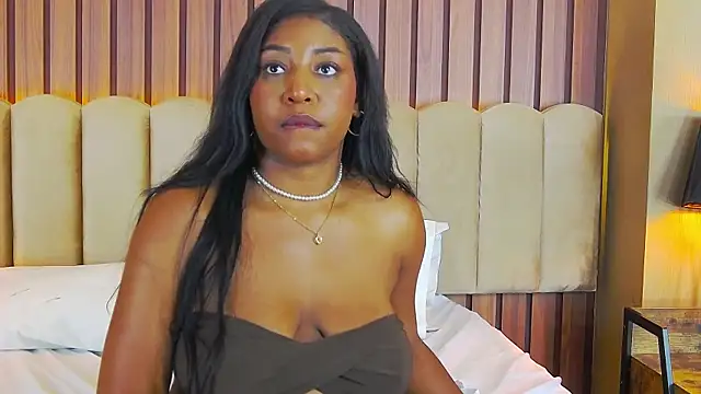 Snapshot of VanessaGlenn chatting on 03-11-25, 03:34 VanessaGlenn online show from 03-11-25, 03:34