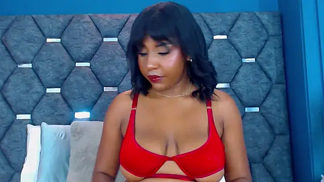 Snapshot of VanessaGlenn chatting on 10-10-25, 03:55 VanessaGlenn online show from 10-10-25, 03:55