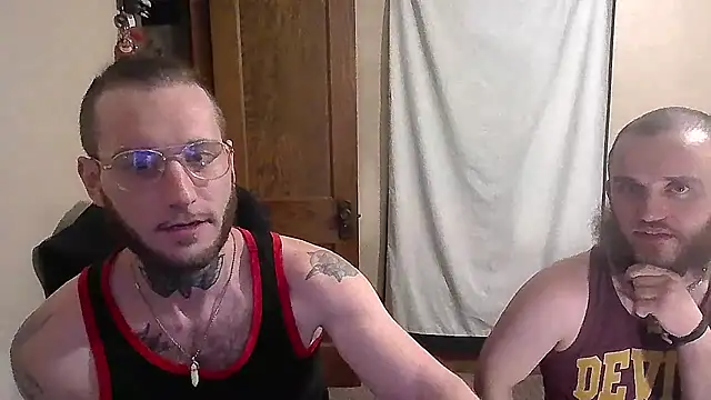 Snapshot of AlvinFoxx chatting on 01-18-25, 01:30 AlvinFoxx online show from 01-18-25, 01:30