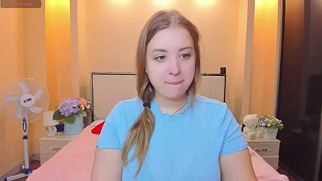 AlexissM online show from 12-10-24, 06:54