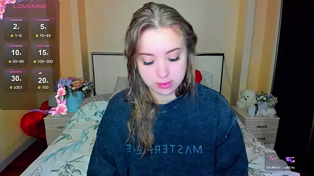 AlexissM online show from 10-31-25, 02:51