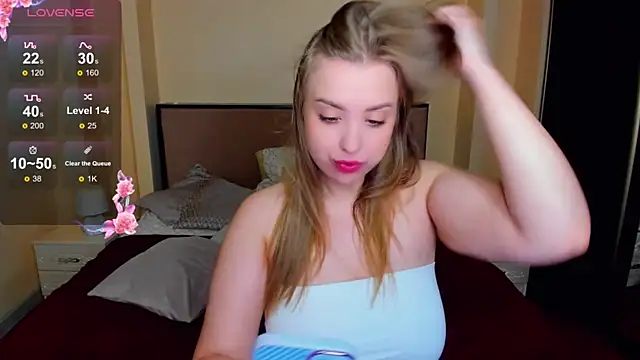 AlexissM online show from 06-10-26, 03:44