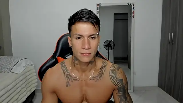 pettergrey1 online show from 02-13-26, 12:12