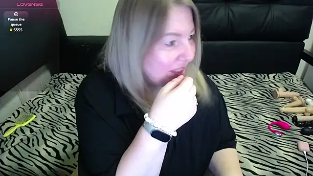 Snapshot of MARGARET_gem chatting on 06-26-26, 06:51 MARGARET gem online show from 06-26-26, 06:51