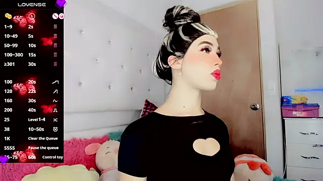 New Doll online show from 02-07-25, 08:22