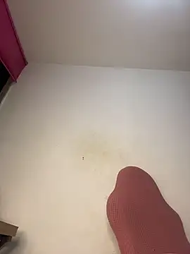 CinnamonCookiez online show from 12-04-25, 05:17