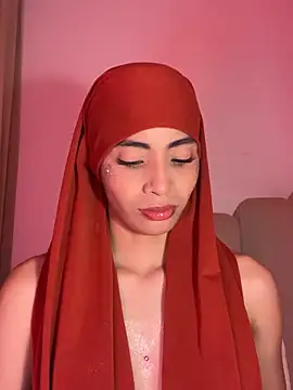 Snapshot of jhalila chatting on 03-15-26, 01:44 jhalila online show from 03-15-26, 01:44