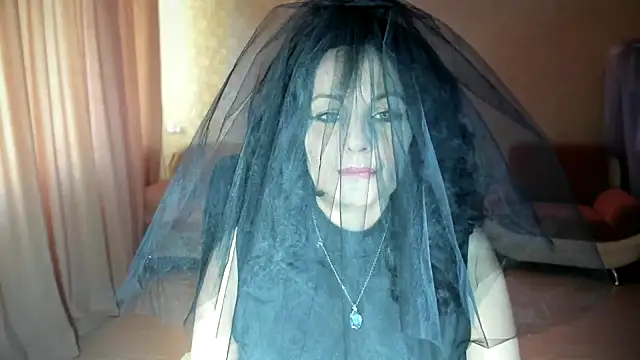 WitchBlueRose online show from 11-04-25, 09:41