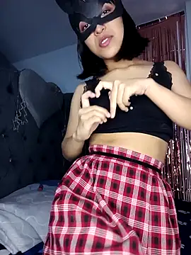 Snapshot of PequeArely chatting on 02-20-25, 01:03 PequeArely online show from 02-20-25, 01:03