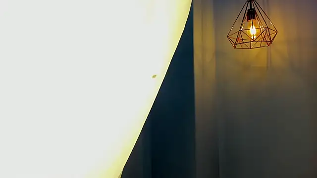 zoe rivers online show from 11-04-25, 12:10