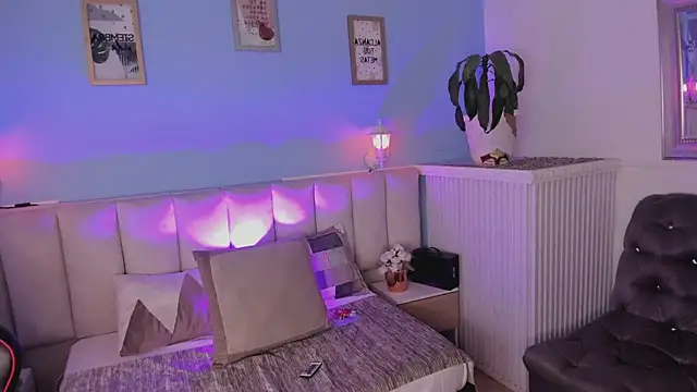 Snapshot of dayanne07 chatting on 01-17-25, 08:24 dayanne07 online show from 01-17-25, 08:24