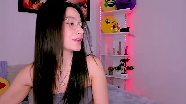 Manuelaa mejiia online show from 10-06-25, 02:03