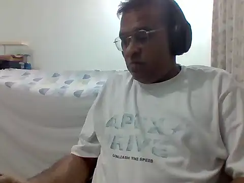 Snapshot of nupa230780 chatting on 07-26-26, 05:09 nupa230780 online show from 07-26-26, 05:09