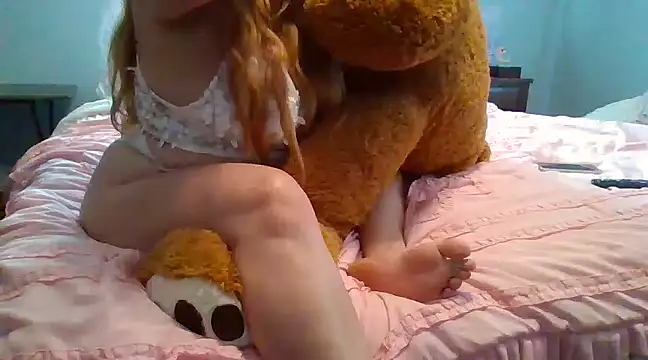 Snapshot of messyclumsyprincess chatting on 03-18-25, 05:53 messyclumsyprincess online show from 03-18-25, 05:53