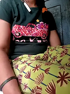 Snapshot of gunjan22 chatting on 12-20-24, 06:19 gunjan22 online show from 12-20-24, 06:19