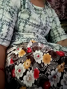 Snapshot of gunjan22 chatting on 09-11-25, 07:41 gunjan22 online show from 09-11-25, 07:41